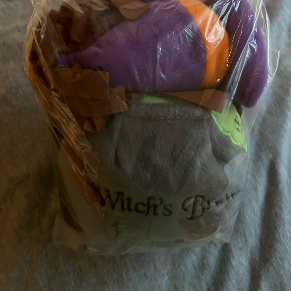 ZippyPaws Witch Halloween Costume Kit for Dogs (Pets) - Picture 2 of 7